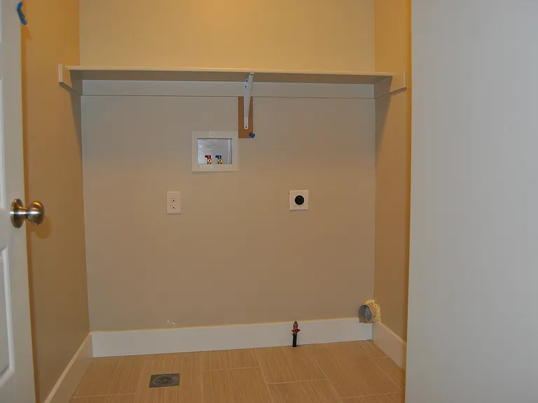 113 W 3430 N — Photo 13