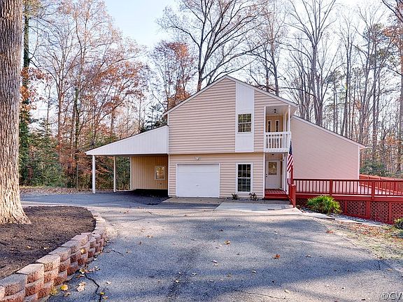 3rd image of 121 Wilderness Ln
