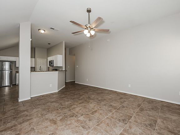 4th image of 2805 Saint Croix Ave