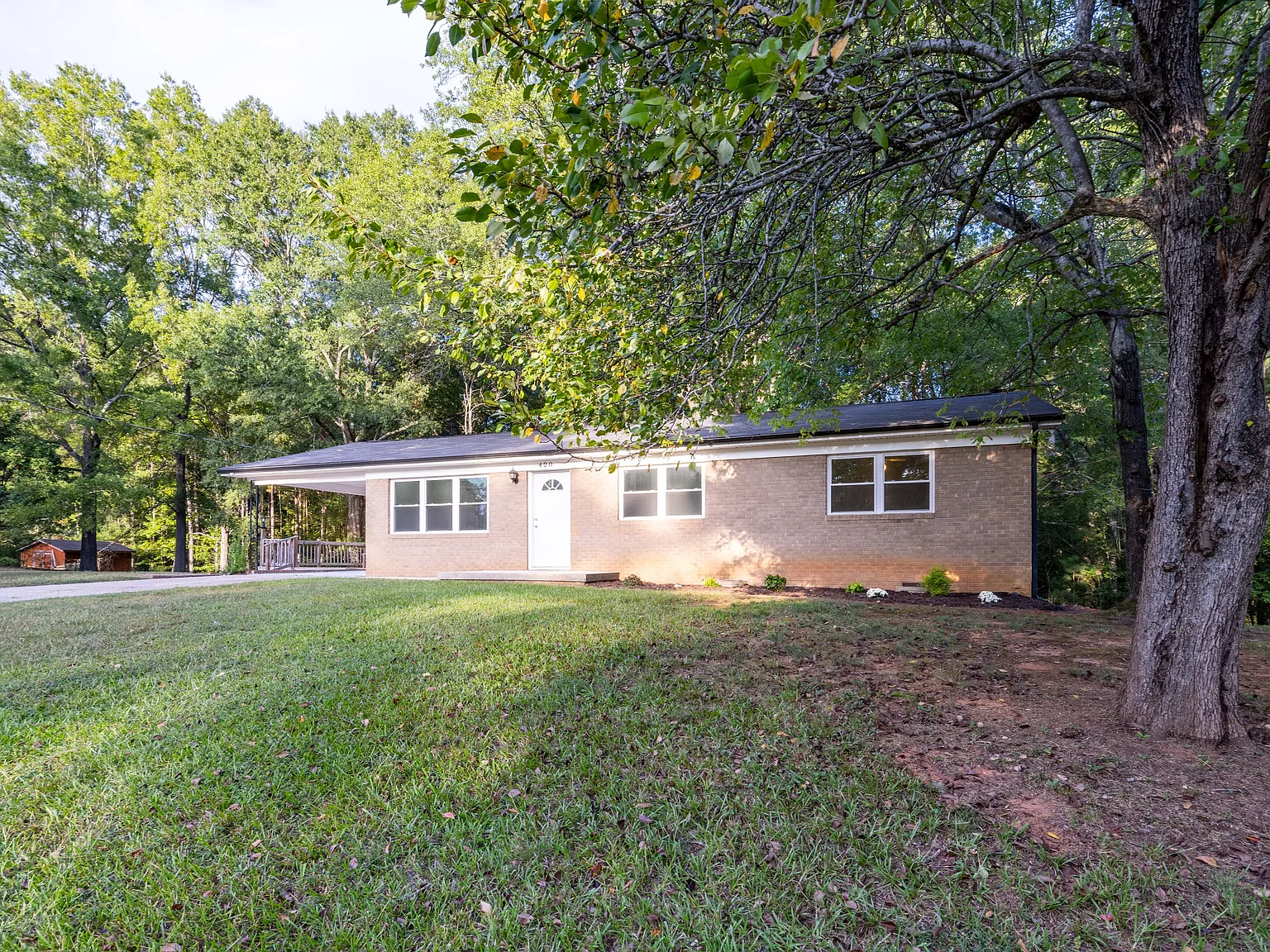 420 Eastover Avenue - 1 — Photo 2