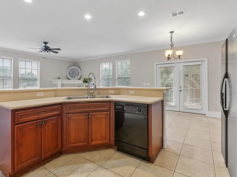 2602 Fenwood Ct — Photo 15