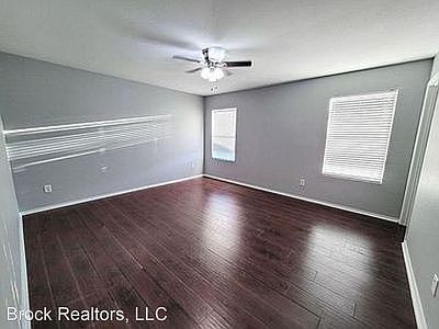 5th image of 2762 Hacienda Lake Dr