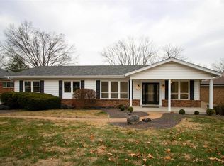 9019 Sun Country Trl, Saint Louis, MO