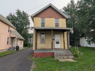 1316 4th St NE, Canton, OH 44704