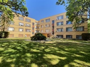 2710 W Summerdale Ave APT GA, Chicago, IL 60625