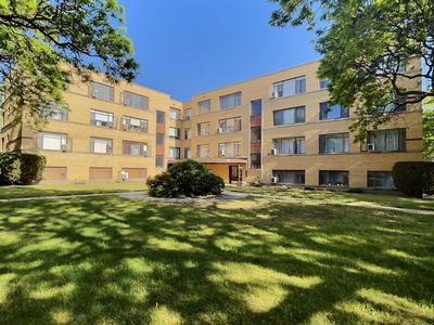 2710 W Summerdale Ave APT Ga, Chicago, IL, 60625