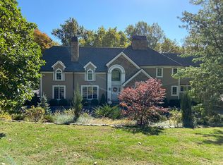90 Peachcroft Dr, Bernardsville, NJ 07924