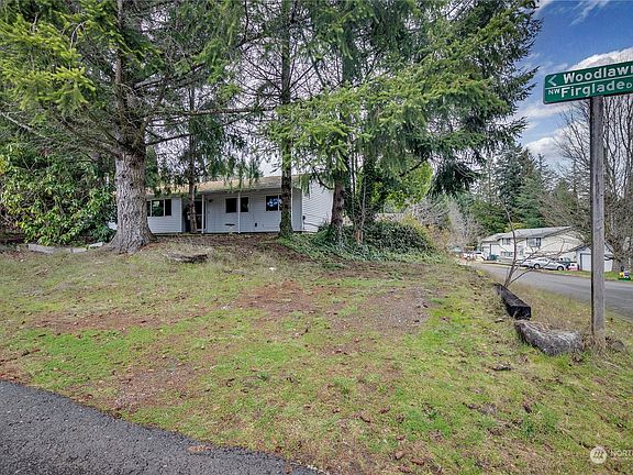 3rd image of 7040 Woodlawn Drive NW