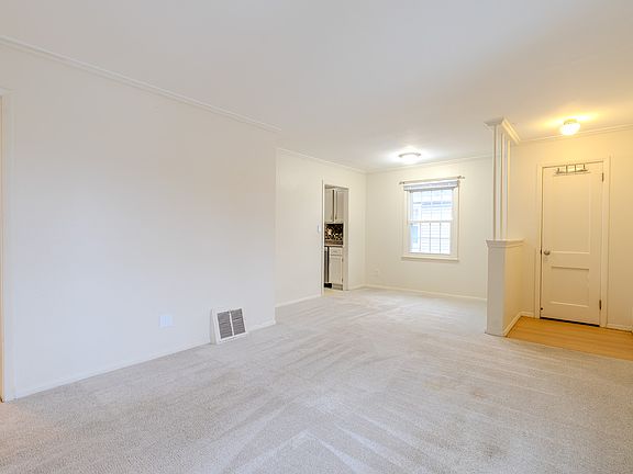 3rd image of 6825 Xerxes Ave S