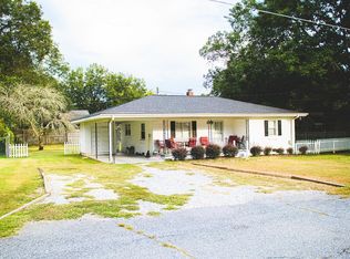 107 Nichols St, Abbeville, SC 29620