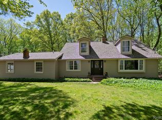 7630 Dilley Rd, Davisburg, MI 48350