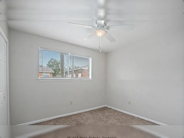 4001 Mable St #27 — Photo 14