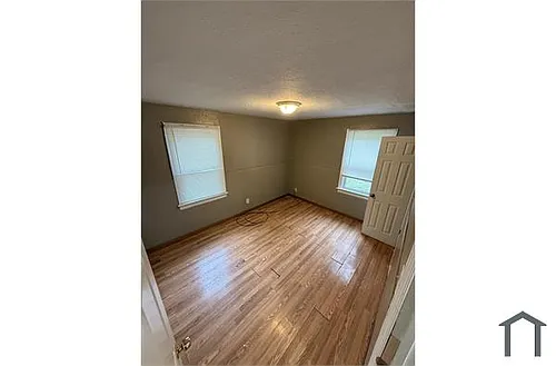 7008 Paisley Dr Photo 1