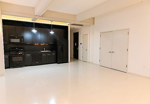 2nd image of 80 Nassau St APT 402