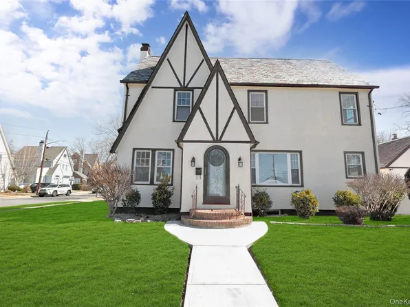 50 MAYFAIR AVENUE, West Hempstead, NY 11552-1513