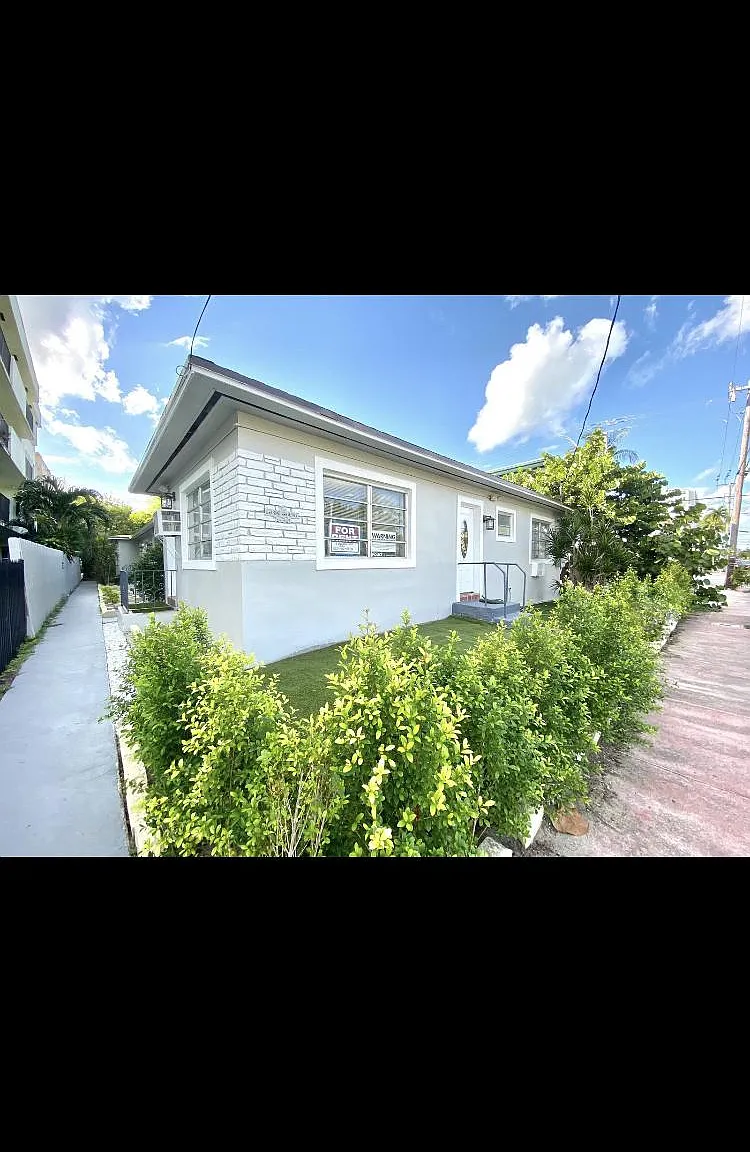 1 bed, 600 sqft, $1,800 — Photo 2
