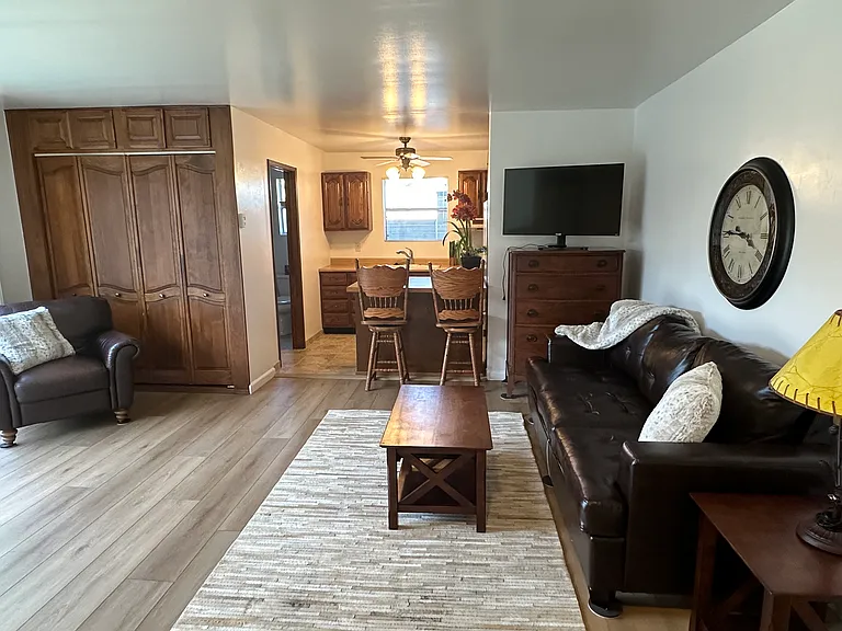 Includes smart TV