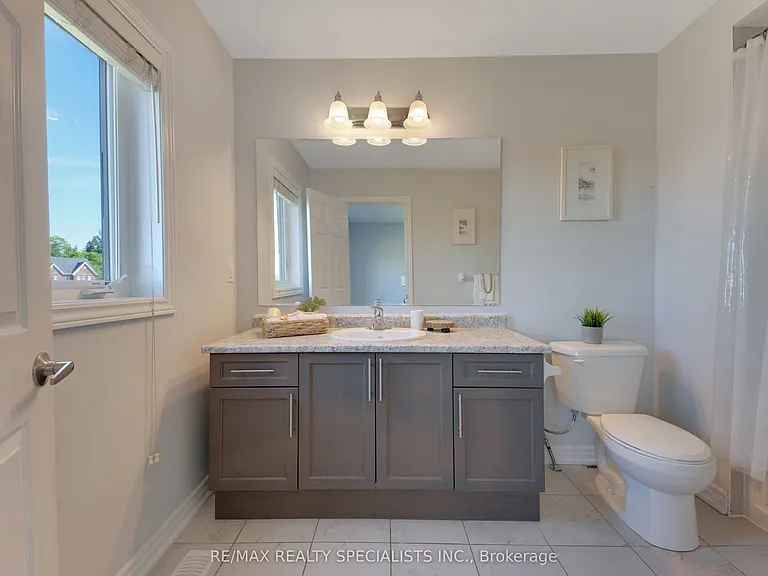 740 Linden Dr #4 — Photo 21