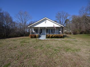 213 Sandy Plains Rd, Tryon, NC 28782