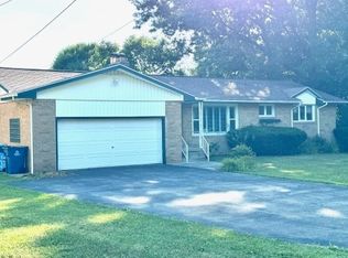 919 Shady Ln NE, Warren, OH