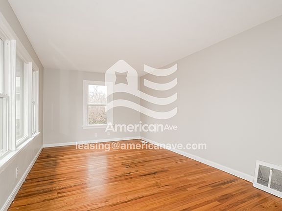3-Living Room