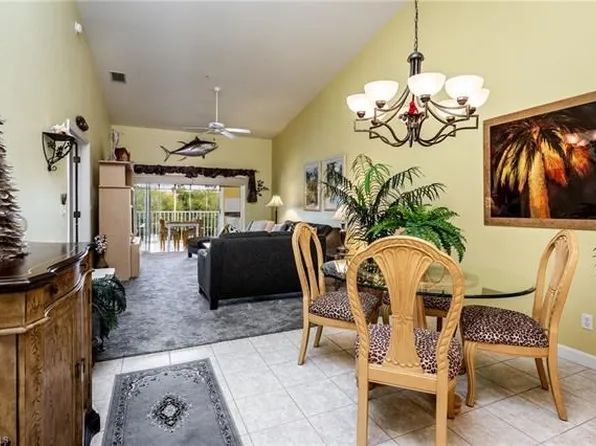 6750 Beach Resort Dr APT 12, Naples, FL 34114