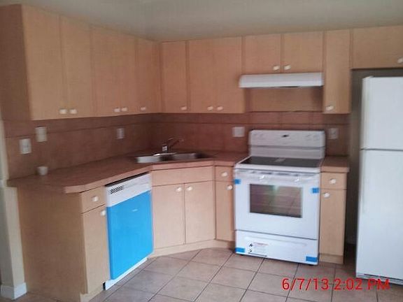 4th image of 209 NW 109th Ave APT 402
