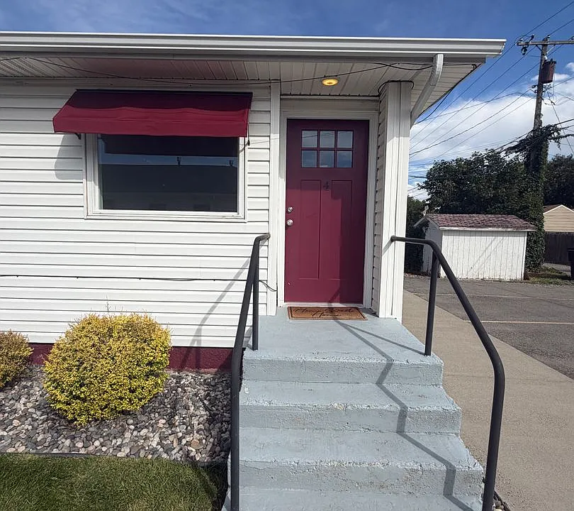 1236 Avenue D #4