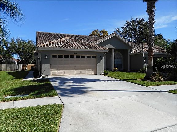 2nd image of 1719 Arabian Ln