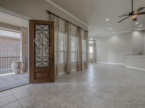 4th image of 8657 Ludlow Dr