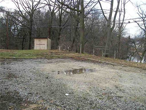 2nd image of 802 National Ave
