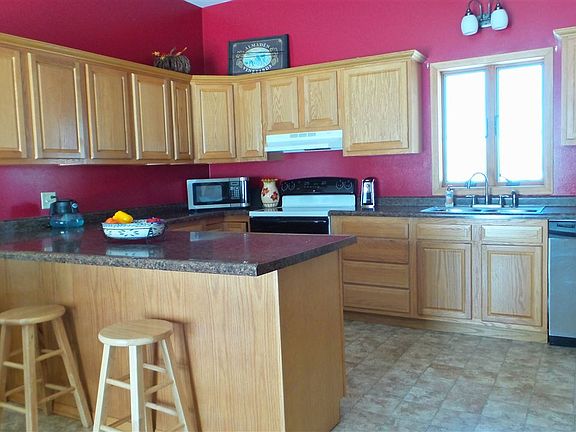 4th image of 6030 W Elm Ave