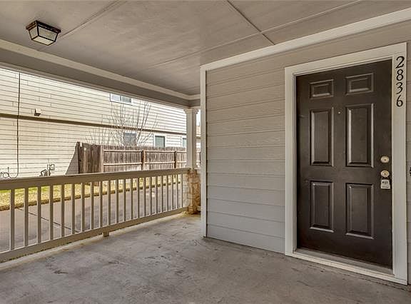 5th image of 2836 Deerfern Ln