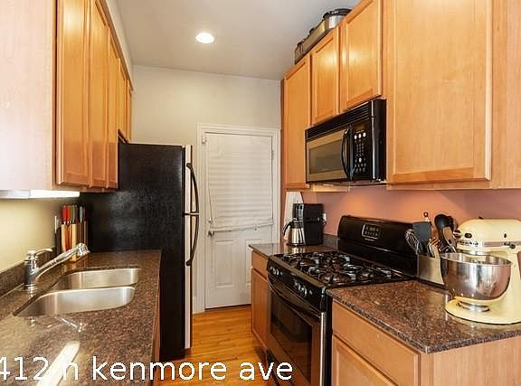 5th image of 5412 N Kenmore Ave #1325
