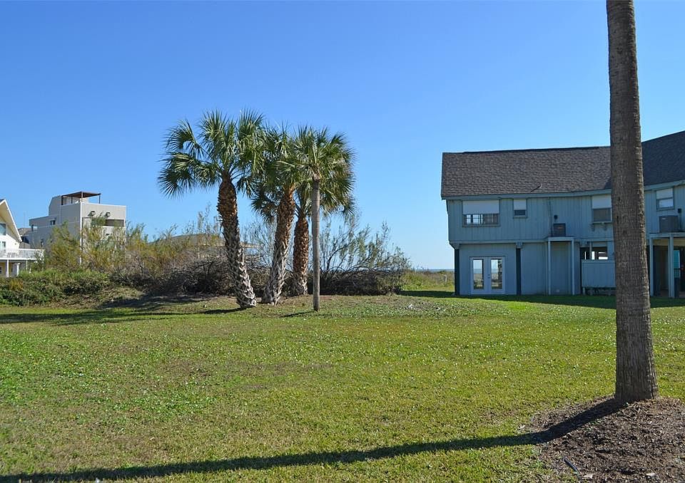 Lot 5 Pirates Drive - Pirates Beach - Galveston, Texas 77554