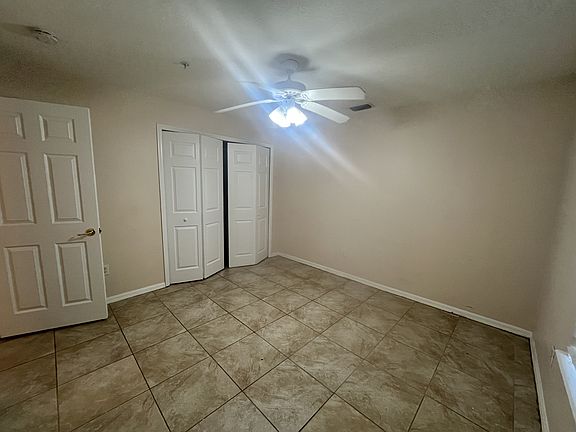 5th image of 107 Masters Dr Unit 101