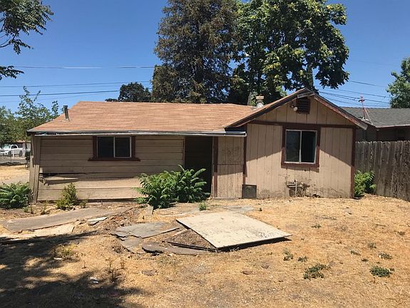 4th image of 1842 E Clover Ln