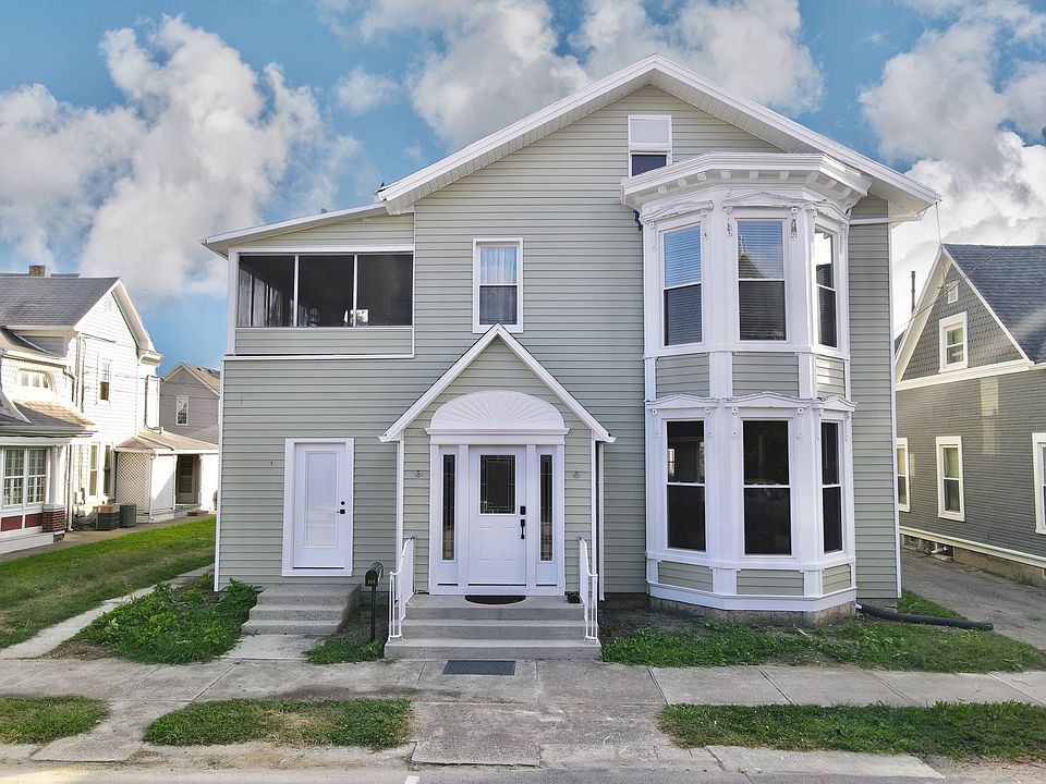 1st image of 116 E Franklin St APT A