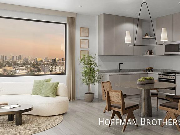 3rd image of 4805 Elmwood Ave #403