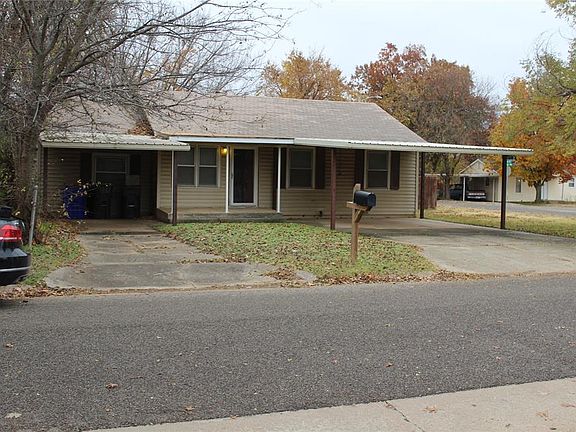 2nd image of 801 N Cockrel Ave