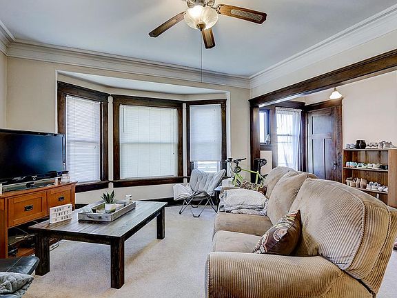 2nd image of 3354 N Oakland Ave #3356