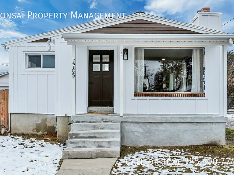 7705 S Lincoln St #1 — Photo 1