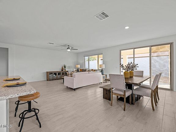 2nd image of 2937 E LAWNDALE Court