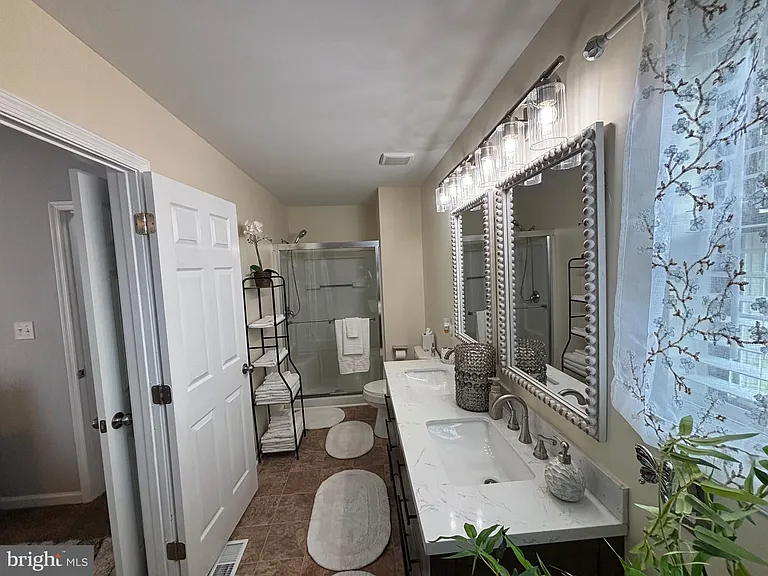 476 W Harvest Ln — Photo 29