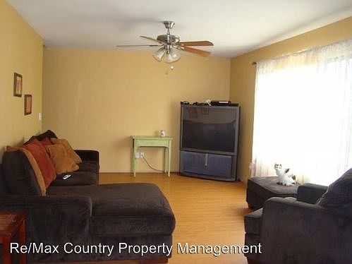 4th image of 9957 Greenleaf Ct SE