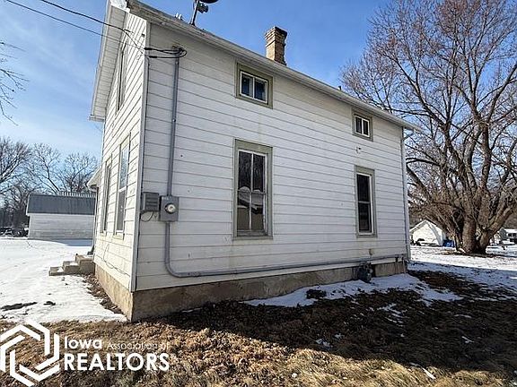 2nd image of 506 Taft St S