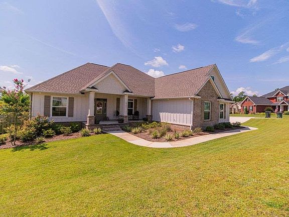 2nd image of 8761 Lupine Ln