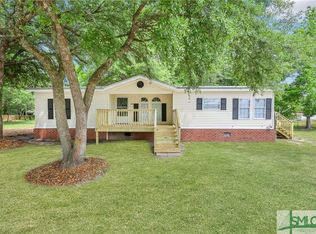 502 Red Bird Dr, Springfield, GA 31329