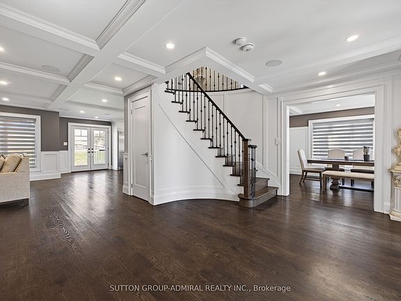 5th image of 517 Aintree Dr