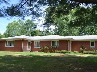 319 Community Beach Rd, Centralia, IL 62801